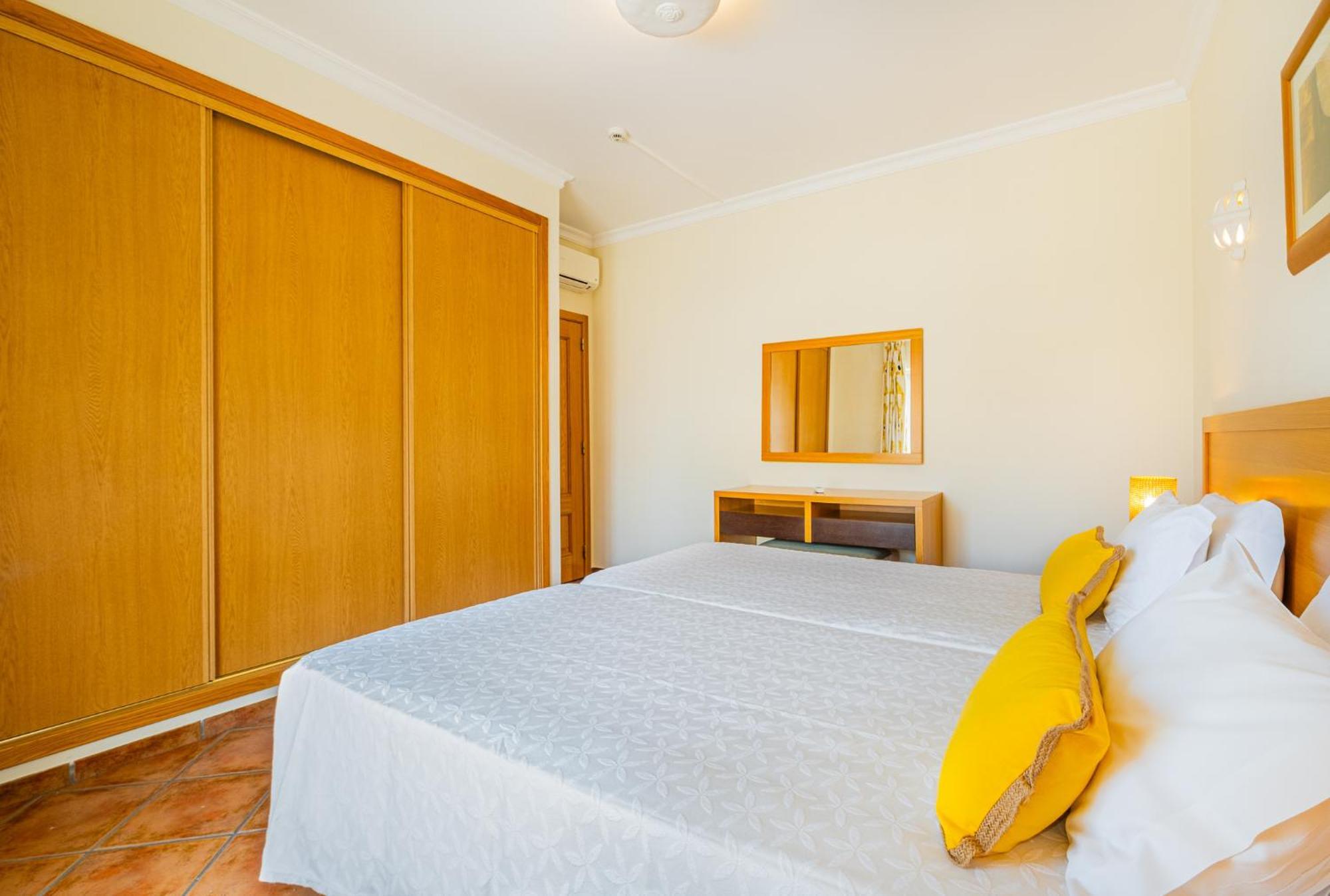 Holiday park Jardins Vale De Parra 3*